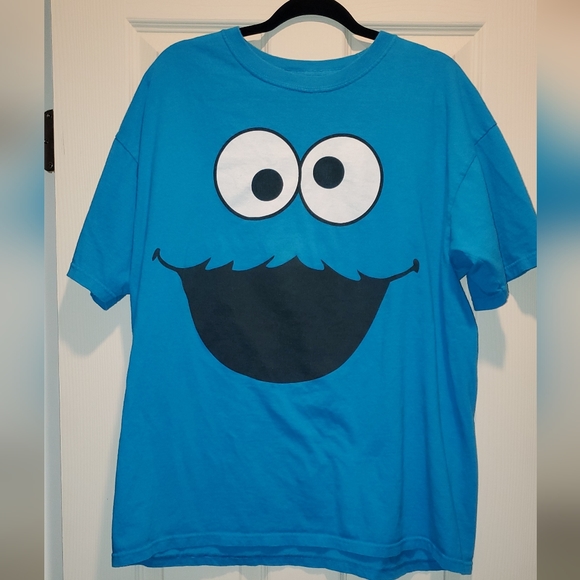 Sesame Street Cookie 🍪 Monster T-shirt 👻 - Picture 1 of 9